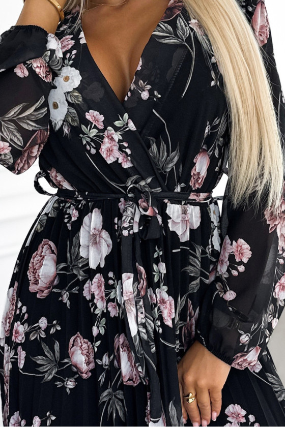 Čierne maxi šaty s kvetinovým vzorom a dlhými rukávmi