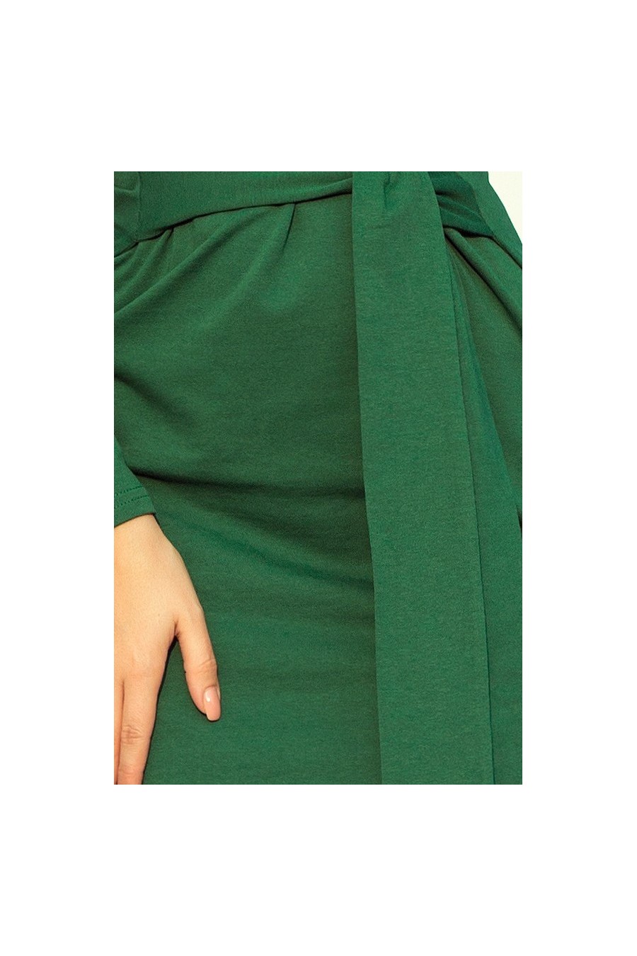 209-2 Šaty se širokým páskem - tmavě zelená