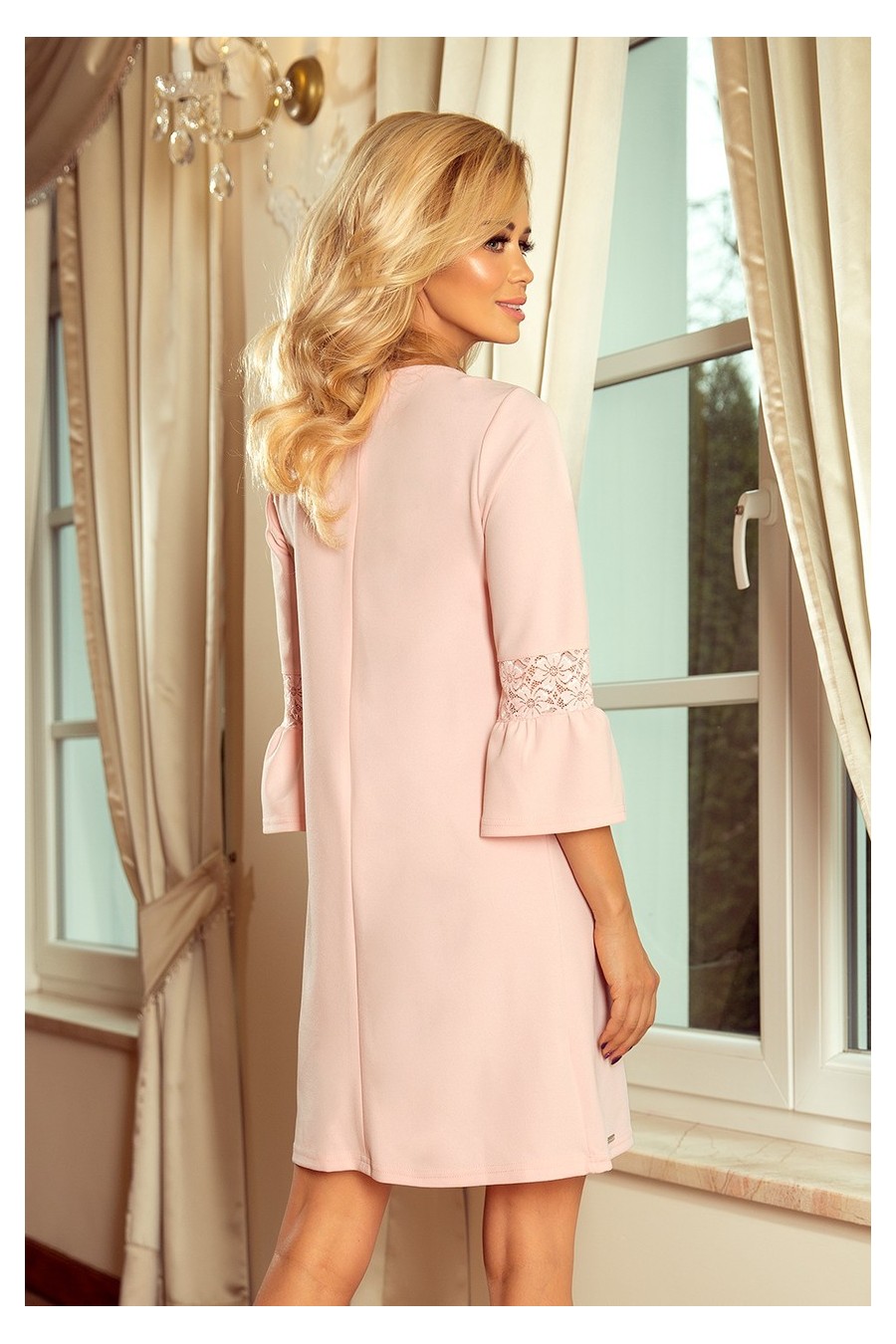 190-1 MARGARET šaty s krajkou na rukávech - pastelová růžová