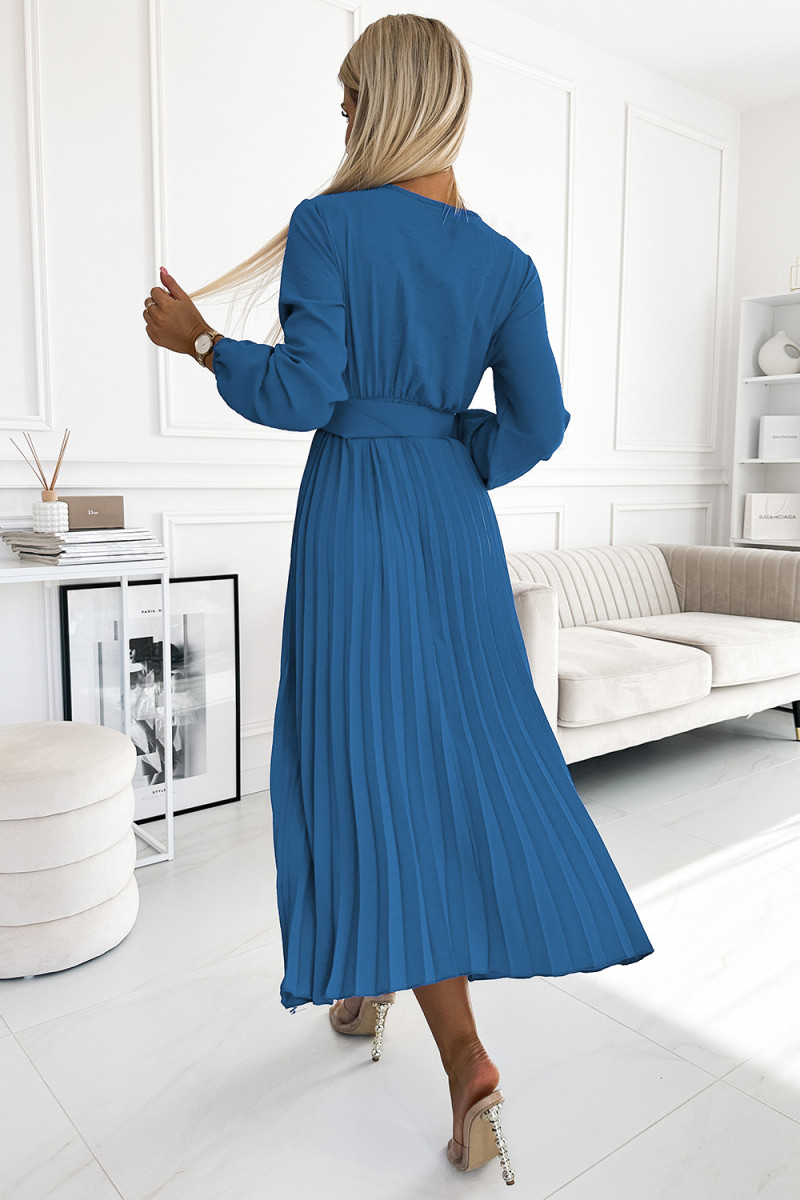 Modré plisované midi šaty s dlhým rukávom a opaskom