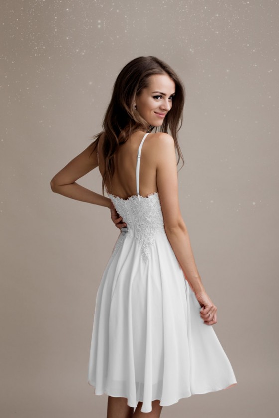 Romantické šaty 30113