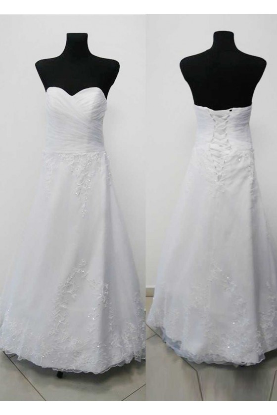 Pôvabné svadobné šaty na šnurovanie 30047