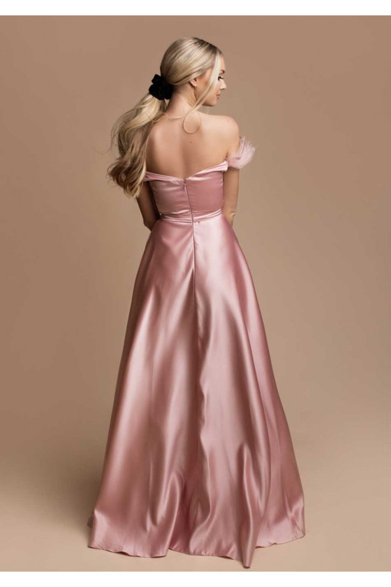 Ružové šaty s rázporkom 30229