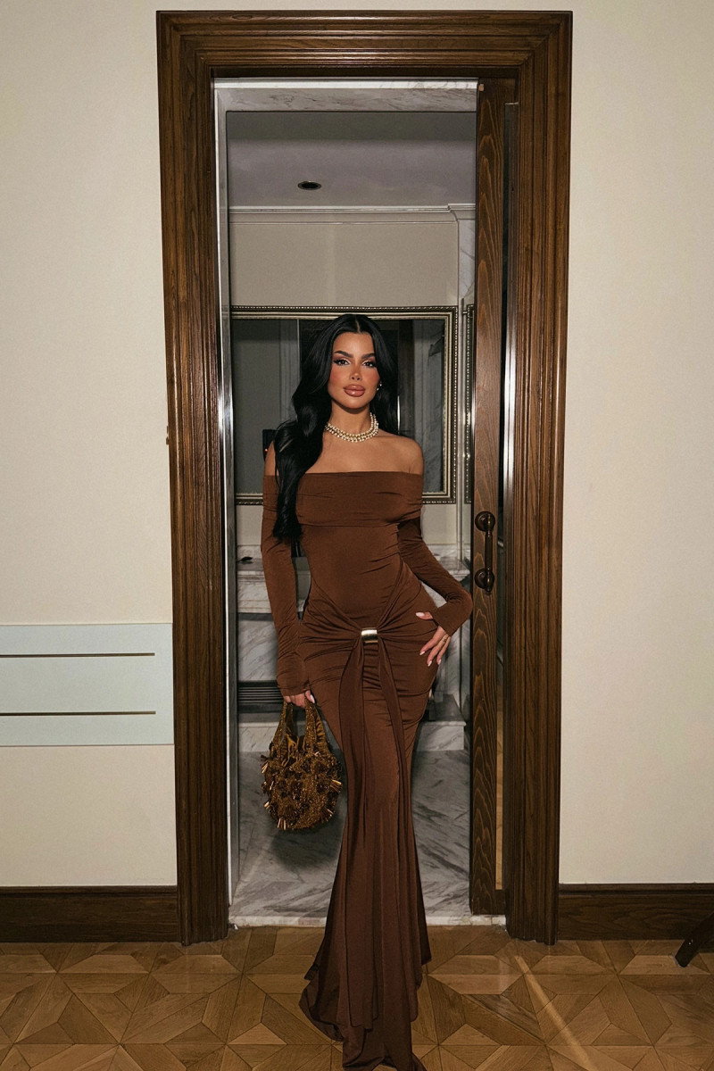 Hnedé spoločenské šaty Mocha