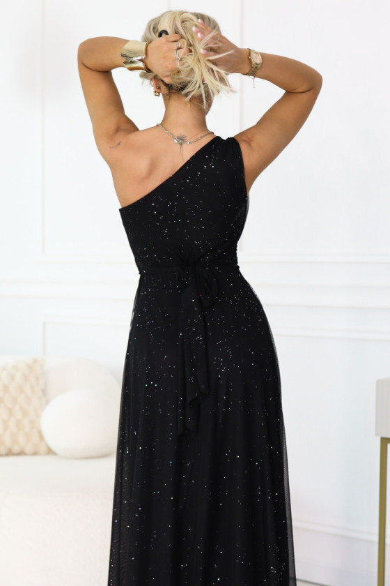 Čierne tylové trblietavé šaty