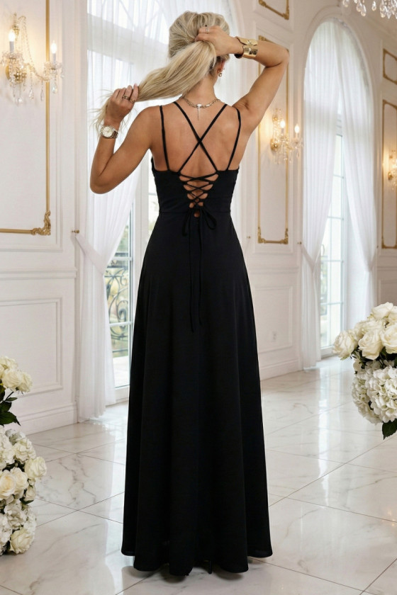 Čierne šaty s viazaním na chrbte