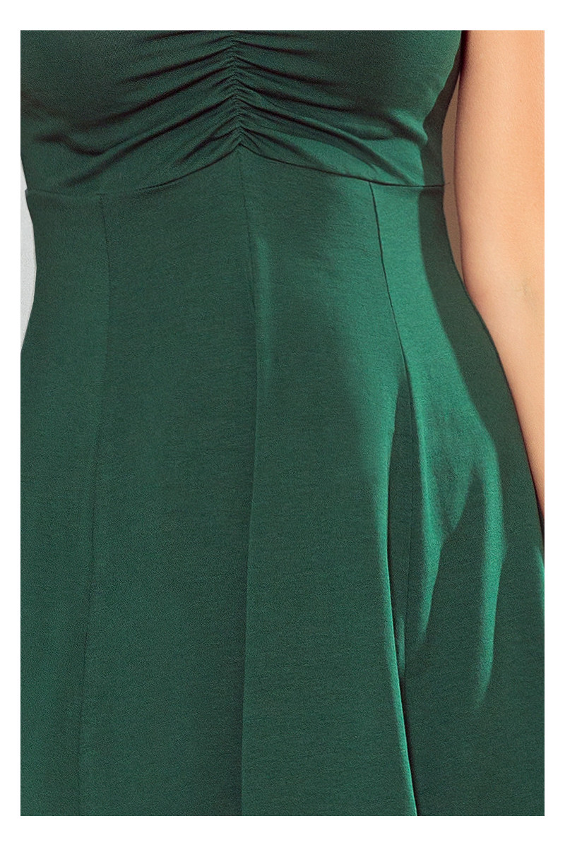 Krátke zelené bavlnené šaty s áčkovou sukňou