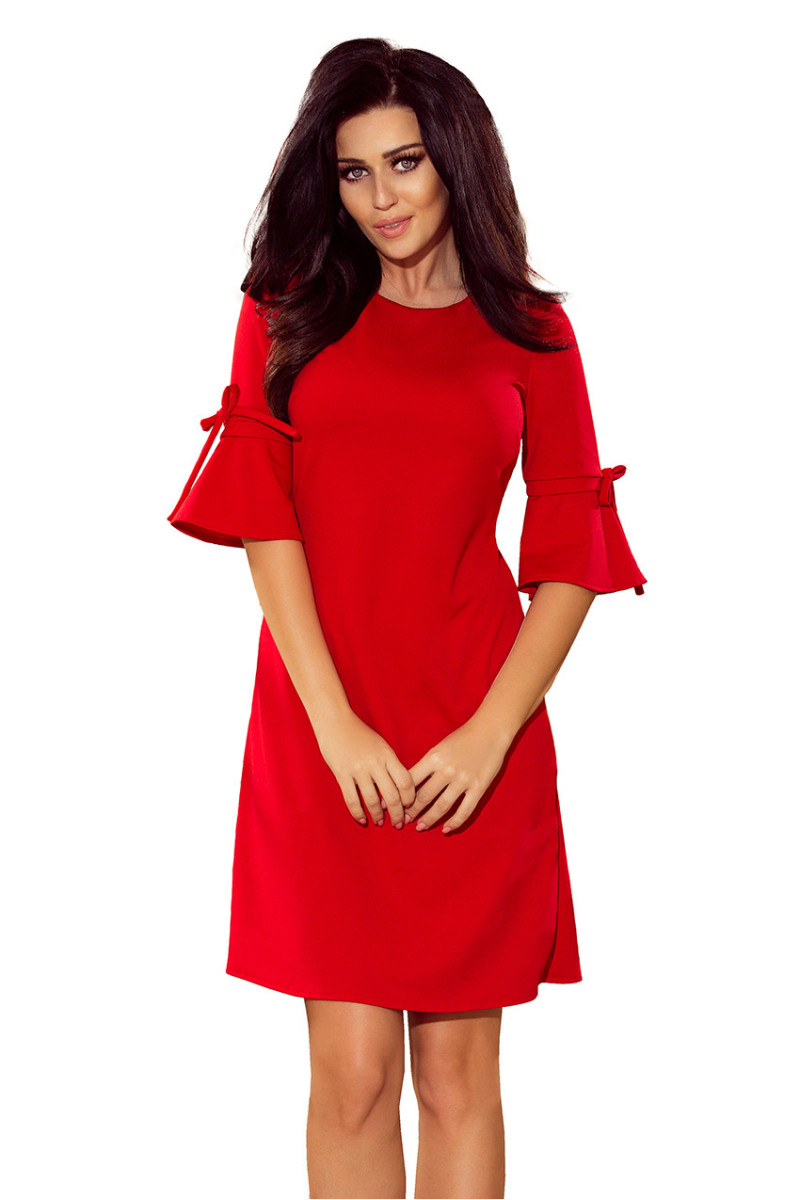 Červené krátke šaty so zvonovými rukávmi